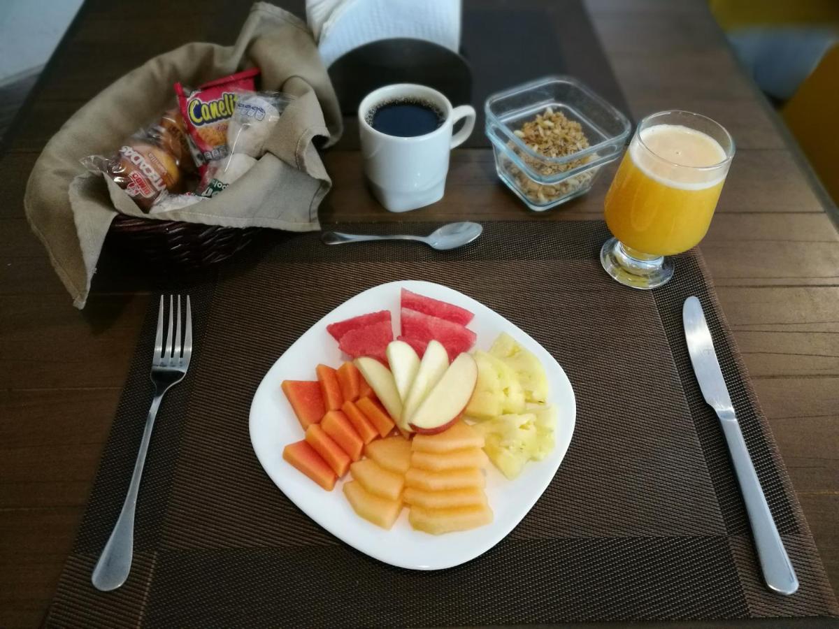 Hotel Delf-Inn Cuernavaca Bagian luar foto
