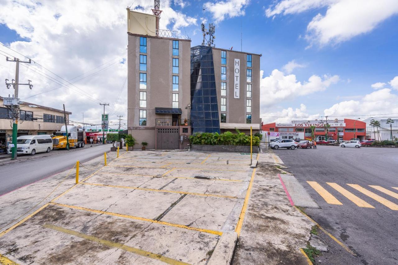 Hotel Delf-Inn Cuernavaca Bagian luar foto
